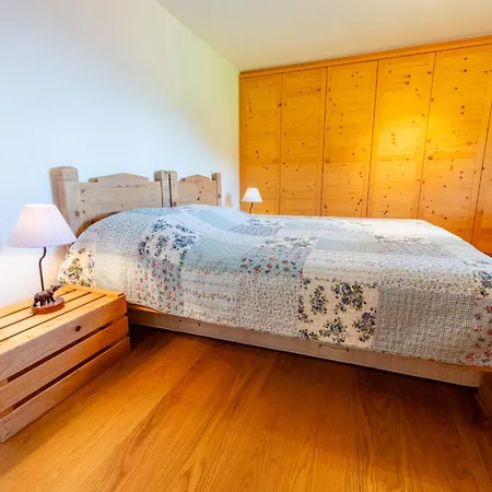 Chalet Boule De Neige By Interhome 莱斯·克洛塞特斯